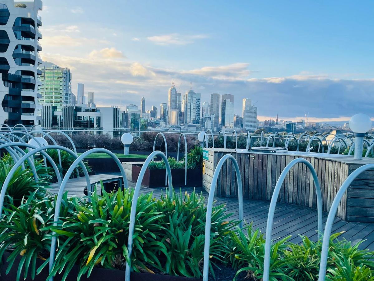 Cozy 1 Bed Apt & Spa,Free Parking ,Phenomena Views Melbourne City Exterior foto