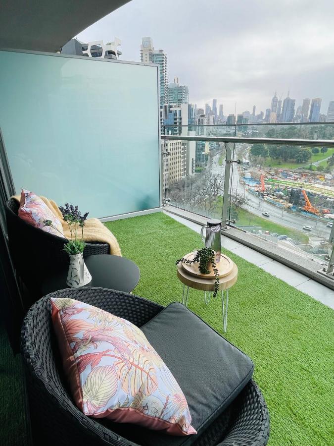 Cozy 1 Bed Apt & Spa,Free Parking ,Phenomena Views Melbourne City Exterior foto