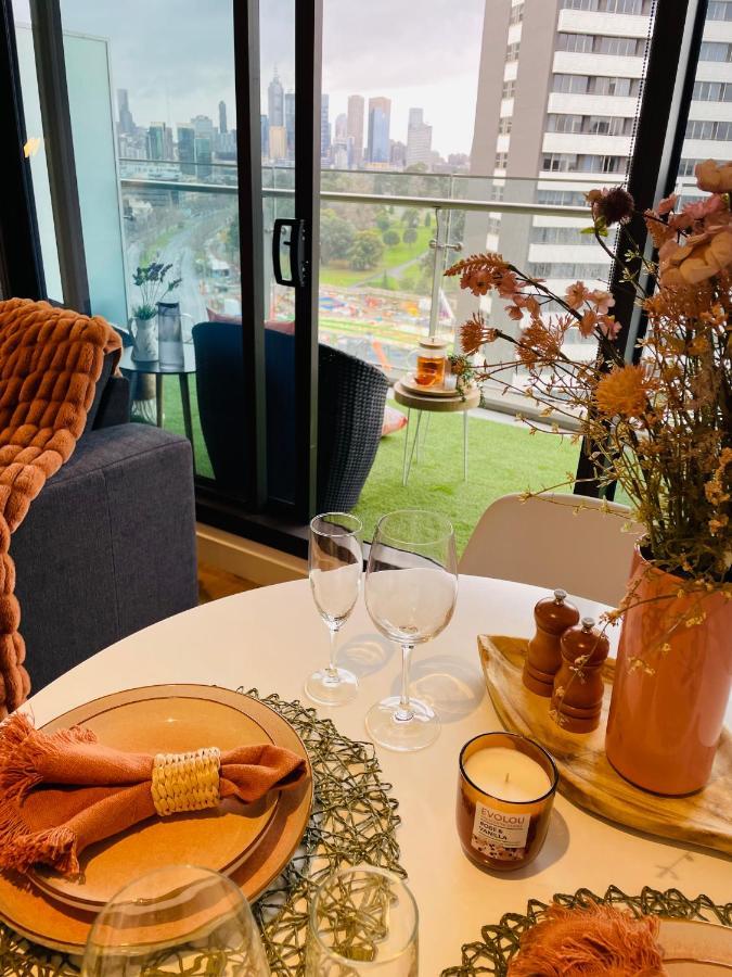 Cozy 1 Bed Apt & Spa,Free Parking ,Phenomena Views Melbourne City Exterior foto