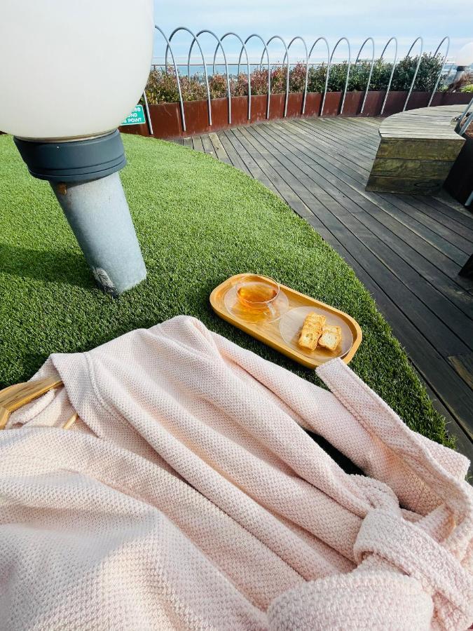 Cozy 1 Bed Apt & Spa,Free Parking ,Phenomena Views Melbourne City Exterior foto