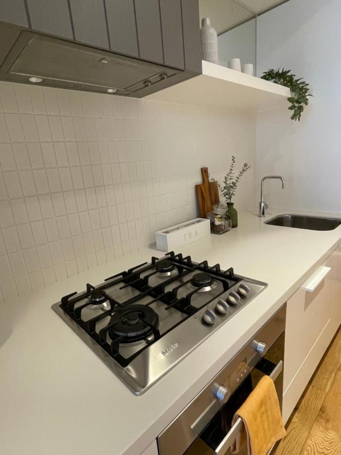 Cozy 1 Bed Apt & Spa,Free Parking ,Phenomena Views Melbourne City Exterior foto